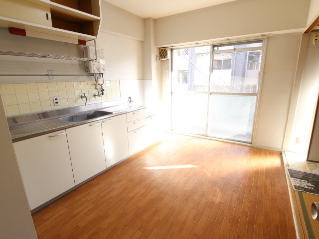 浩和マンションのキッチン写真