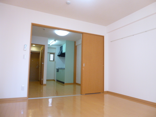 KAM STAGEの居間写真