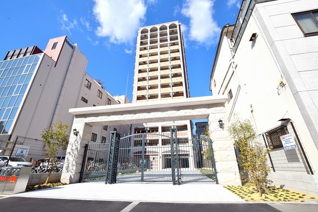 阪急宝塚本線 三国駅 徒歩9分 15階建 築9年の外観写真