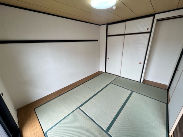 淀川ハイライフマンションの居間写真
