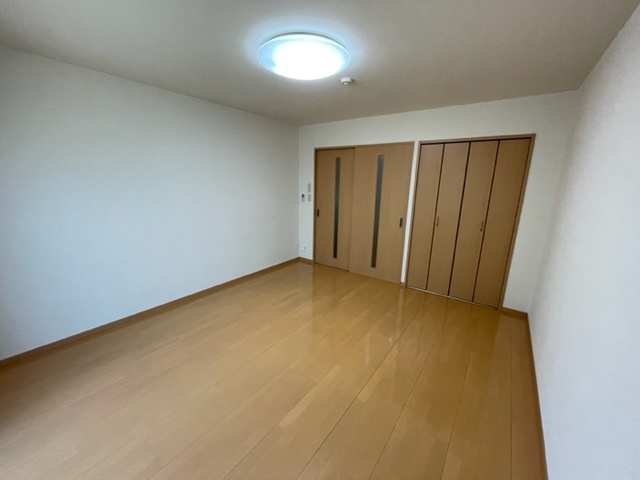 アムール宮崎の居間写真