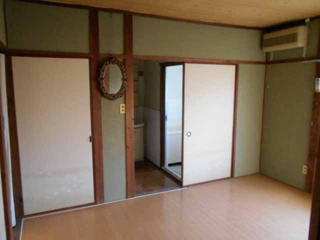 北田ハイツの居間写真