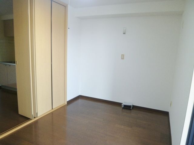サンプラザ山坂の居間写真