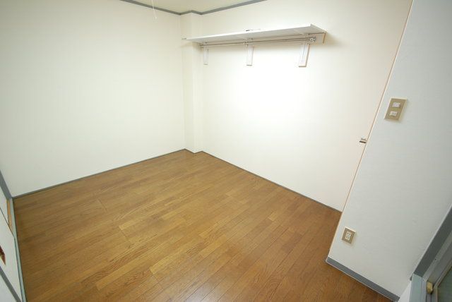 グランドムール北田辺の居間写真