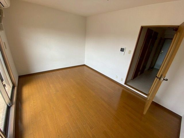 ジュネス東住吉の寝室写真