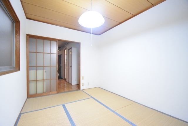 グリーンハイム公園南矢田の居間写真