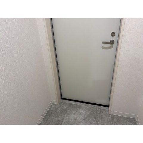 クレアール西今川の玄関写真