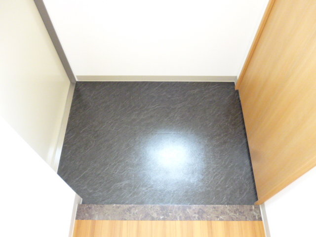 SUNNY COURT MEIWAの玄関写真