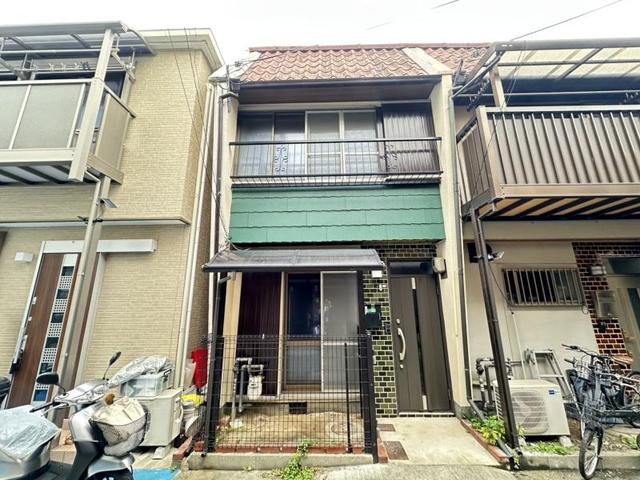 東園田町8丁目テラスハウスの外観写真