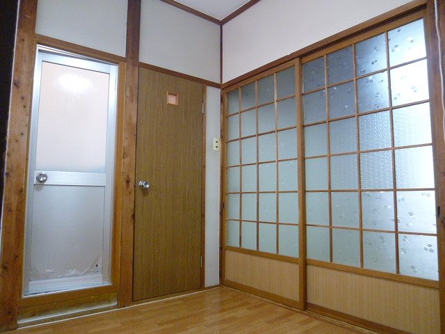 ハラトク荘の居間写真