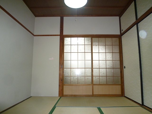 ハラトク荘の居間写真