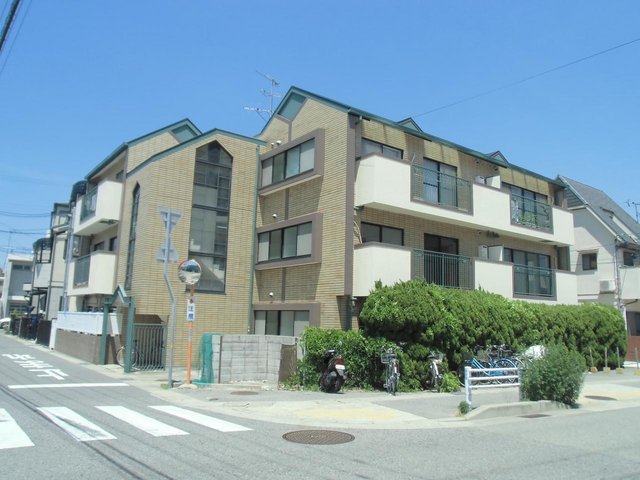 シャレード甲東園