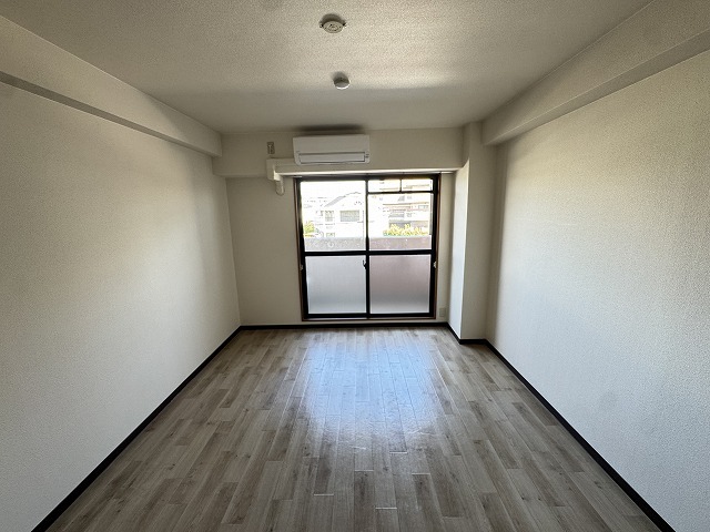Avenueの居間写真