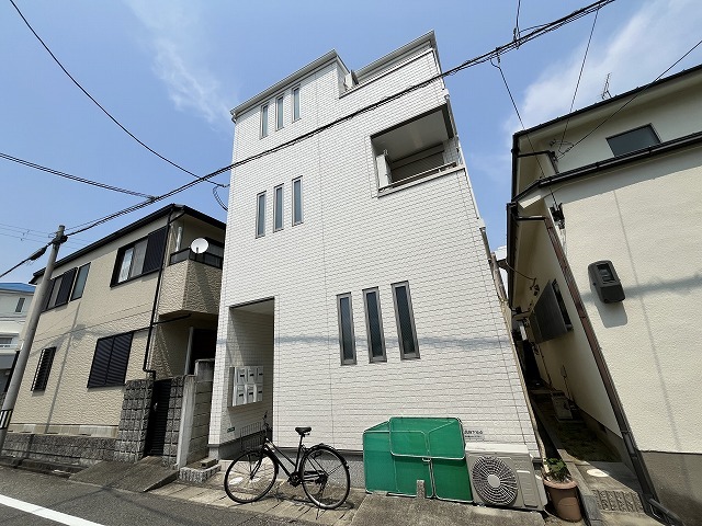 クレール二見町の外観写真