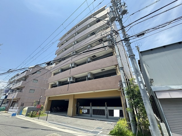 セレニテ甲子園プリエの外観写真