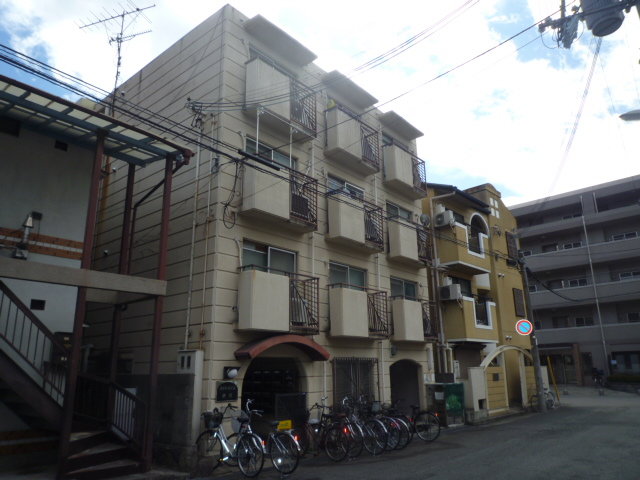 RIZEONE阪急園田の外観写真