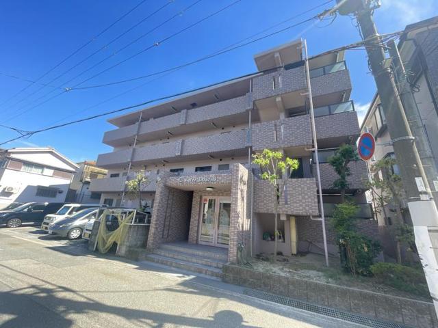 キャトルセゾンの外観写真