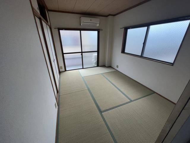 阪急神戸本線 塚口駅 徒歩14分 3階建 築38年の居間写真