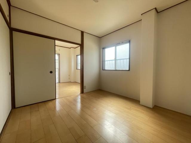 乾マンションの居間写真