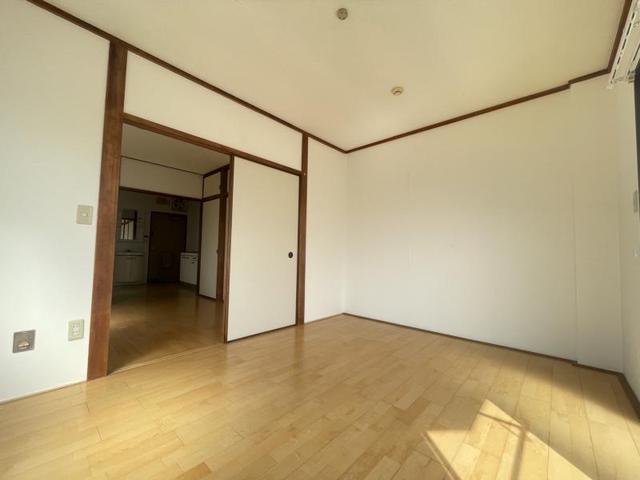 乾マンションの居間写真