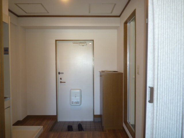 フォレストの玄関写真