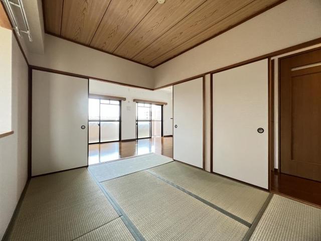 AGUAの居間写真