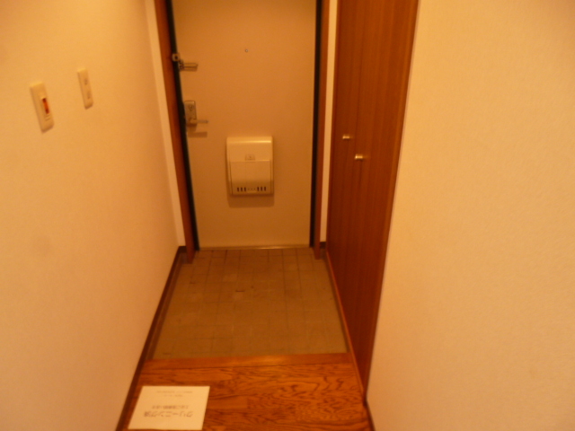 ボンヌール伊丹の玄関写真