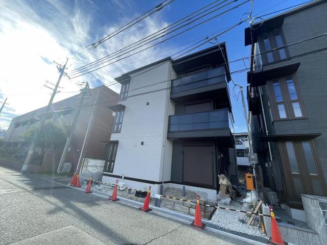 阪急神戸本線 武庫之荘駅 徒歩8分 築2年