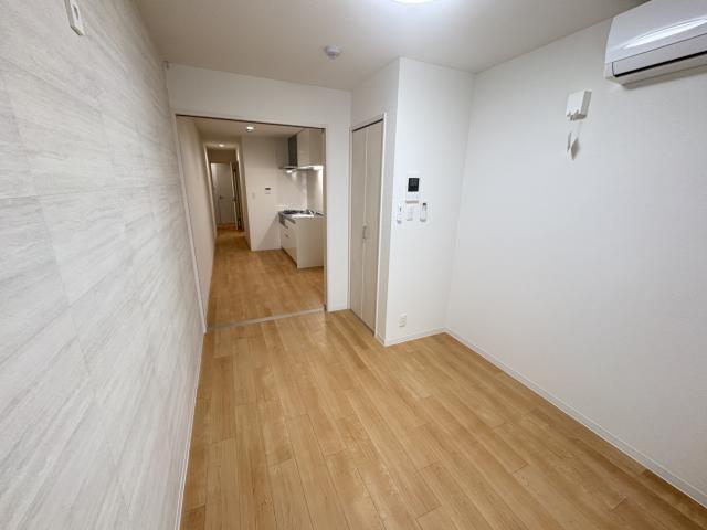 JR福知山線 塚口駅 徒歩12分 3階建 新築の居間写真