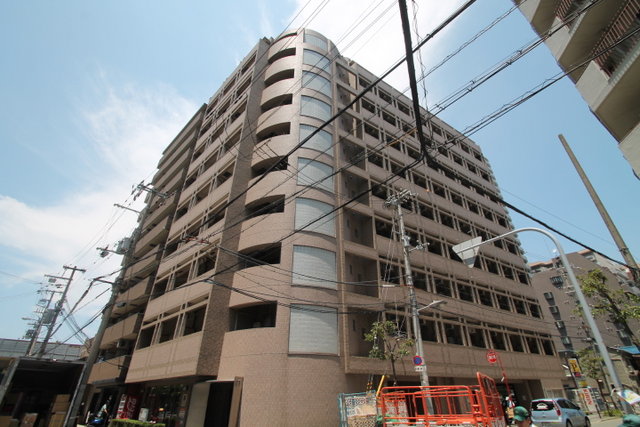 Osaka Metro御堂筋線 新大阪駅 徒歩4分 12階建 築25年の外観写真
