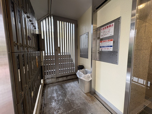 Osaka Metro御堂筋線 新大阪駅 徒歩7分 11階建 築43年のその他写真