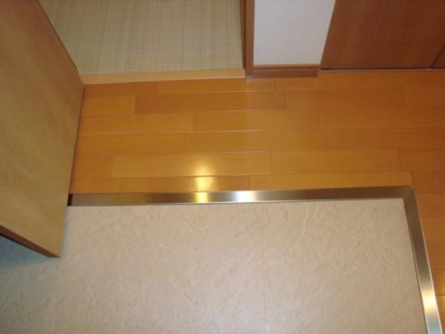 箕面市 10階建 築18年の居間写真