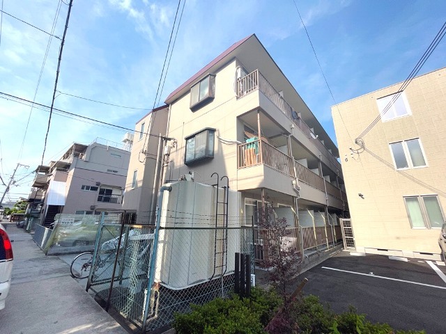 Osaka Metro御堂筋線 江坂駅 徒歩11分 築46年
