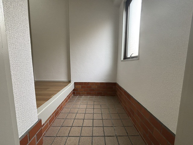 小曽根マンションの玄関写真