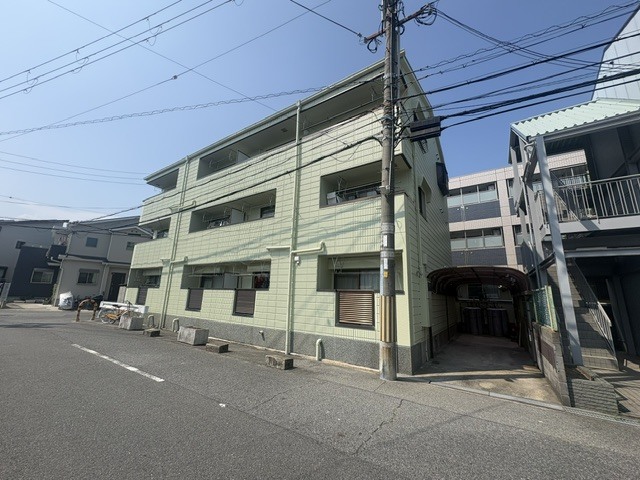 Osaka Metro御堂筋線 江坂駅 徒歩21分 築36年