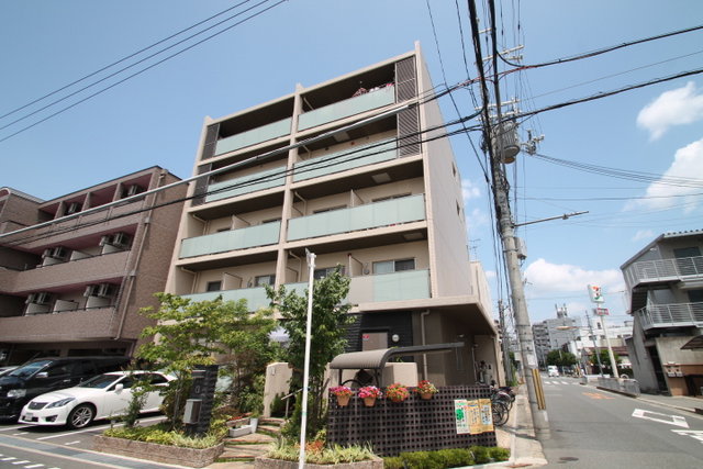 ボナール江坂の外観写真