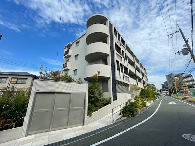 ベルヴュー山手街