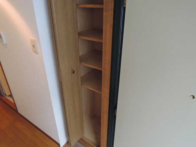 maison Raffineの玄関写真