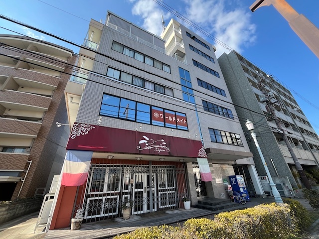 アイワステーションビル6号館の外観写真