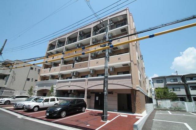 Osaka Metro御堂筋線 江坂駅 徒歩9分 5階建 築13年の外観写真