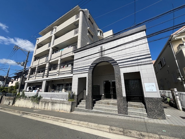 北大阪急行電鉄 緑地公園駅 徒歩10分 築27年