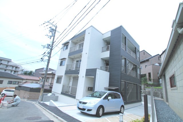 ラ ビュット 上山手