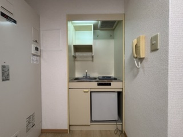 Osaka Metro御堂筋線 新大阪駅 徒歩5分 10階建 築25年のキッチン写真