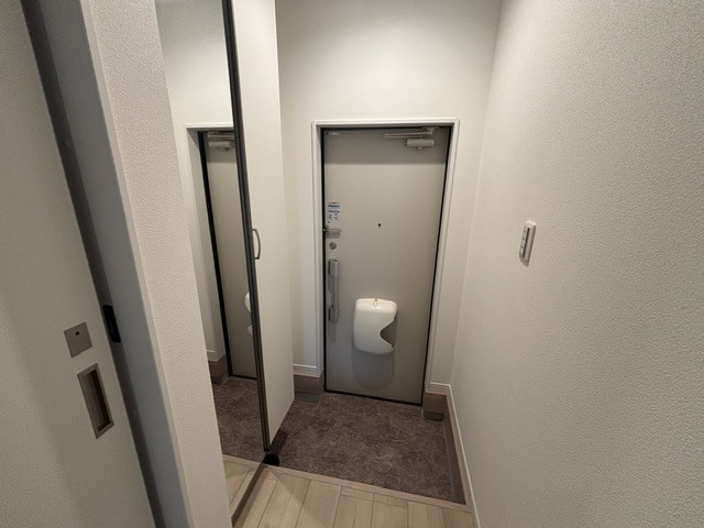 阪急千里線 豊津駅 徒歩4分 3階建 新築の玄関写真
