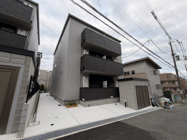 LEROY千里山の外観写真