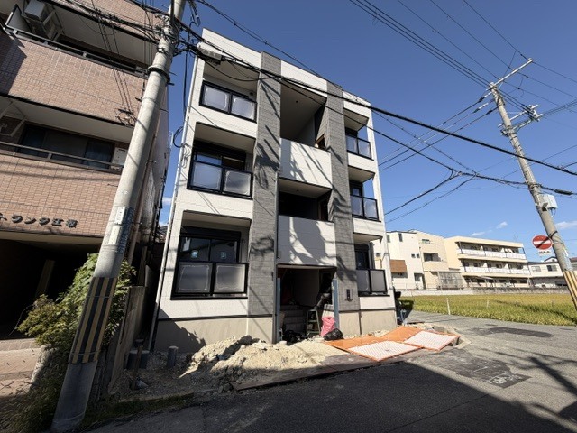 MANENT江坂町2丁目の外観写真