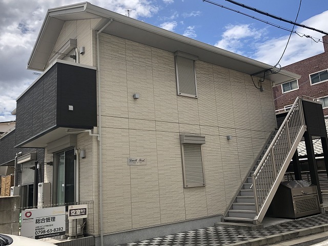 ドエル ファースト