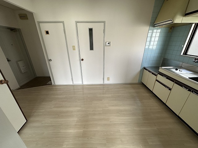 東難波佐野マンションの居間写真
