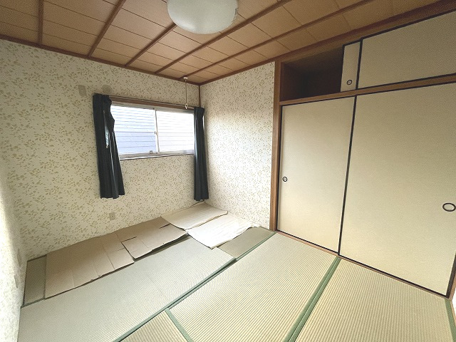 ミウラマンションの居間写真