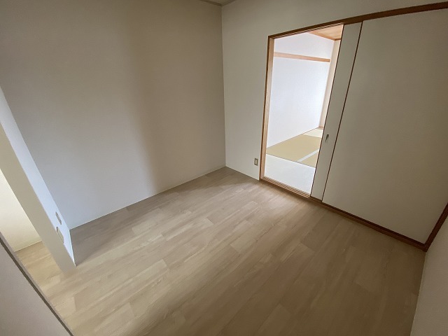 宮崎ハイツの居間写真